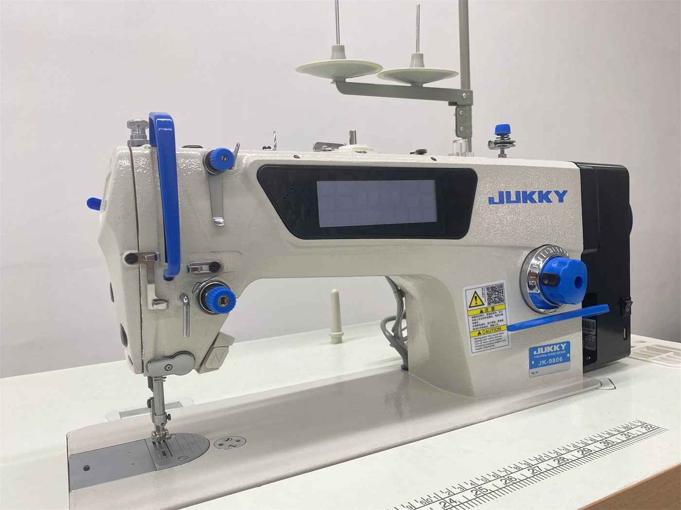 For jukky 9806 High-speed Direct Drive Lockstitcch Sewing Machine   good price  for garments factory blue and red color