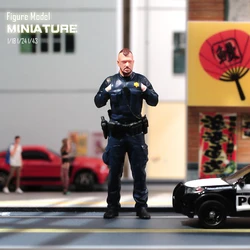 Painted Miniatures 1/64 1/43 1/24 1/18 Bearded American Police Resin Figures Model Creative Photography Scene Props For Cars Toy