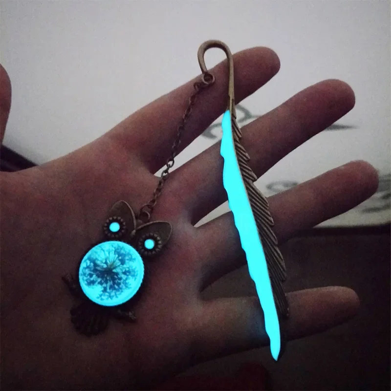 Bonitos marcadores luminosos de plumas de Metal, búho, libélulas, mariposas, regalo para profesores, hermosos accesorios para libros