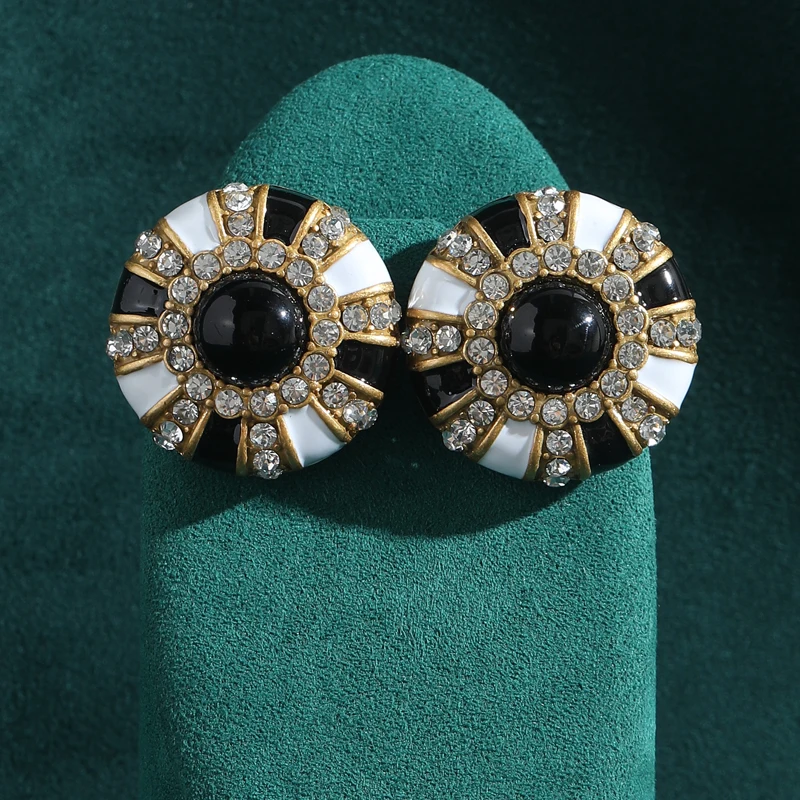 

Vintage Rhinestones Black Earrings Woman Stud Round Antique Gold Color Oil Drop Luxury Designer For Jewelry 2025 Accessories