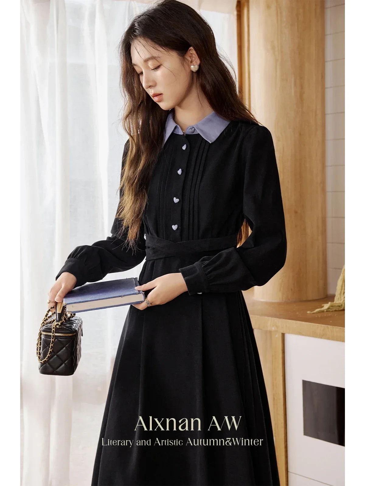 

ALXNAN Women Autumn French Style Dress Elegant Patchwork Polo Neck Medium Length Dress With Heart Button Female L39679