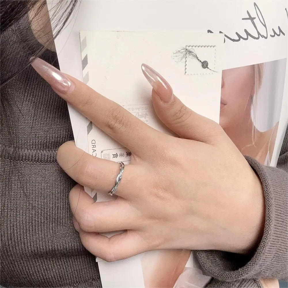 ZHOUYANG Dainty Ring For Women Thin Temperament Winding Wedding Engagement Ring Silver Color Crystal Fashion Gift Jewelry DZR018