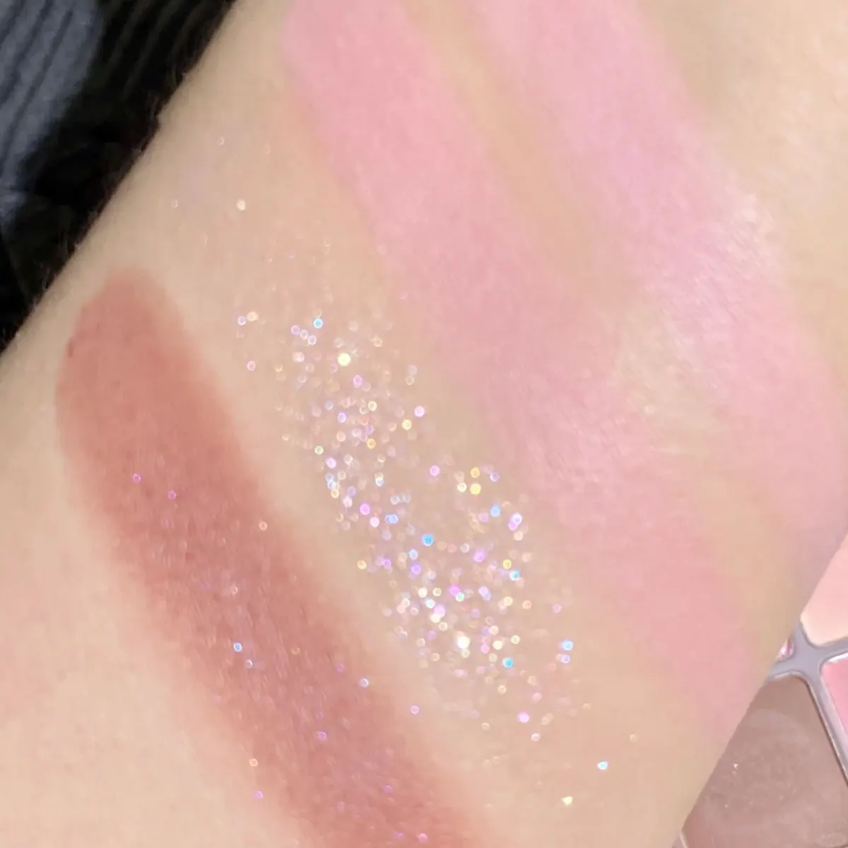 [ClearanceSale] rom&nd Better Than Eyes W03 Dry Strawberry,Buildable Coverage,Silky Smooth Texture,Korean Cosmetic,Korean Makeup