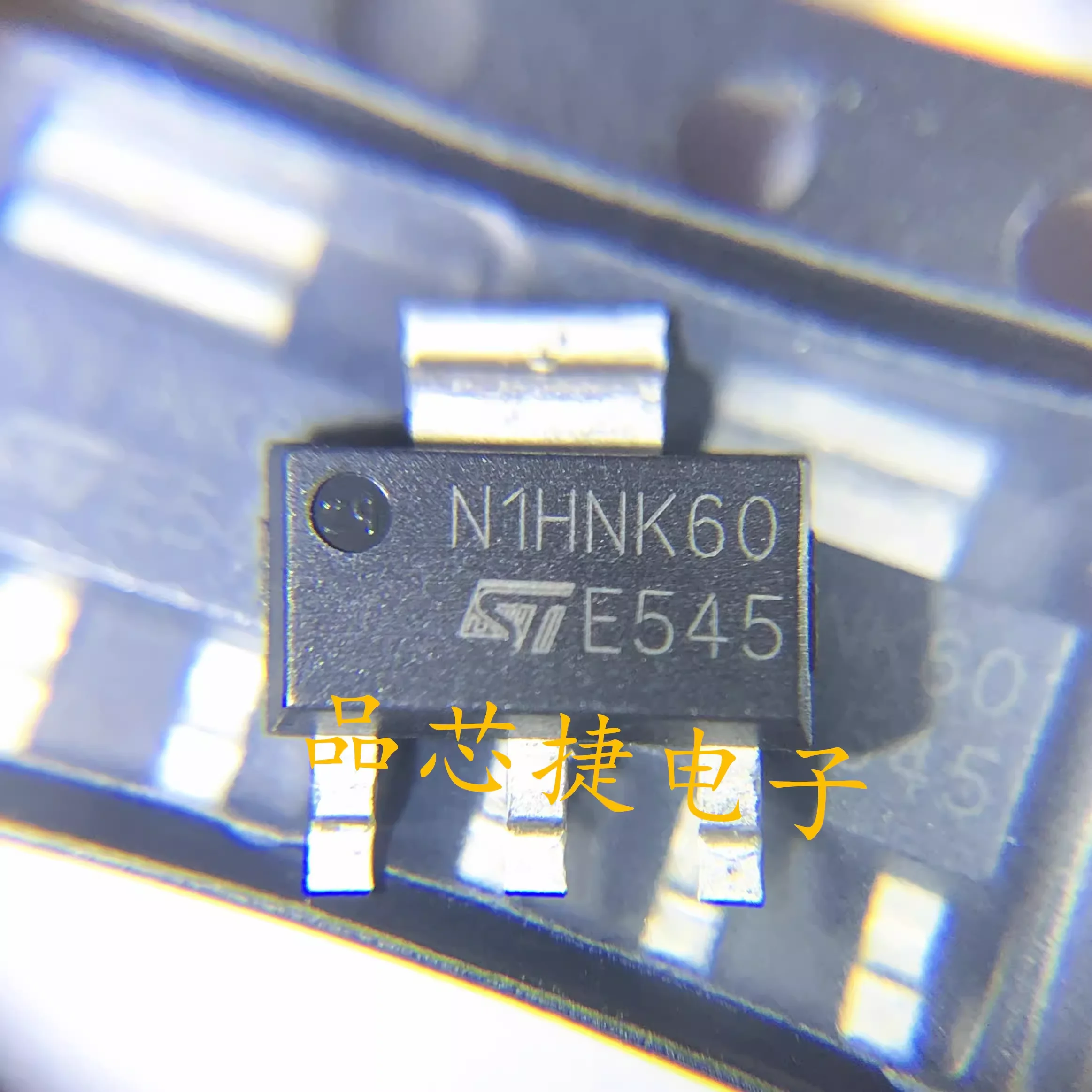 

10pcs/Lot STN1HNK60 Marking N1HNK60 SOT-223 0.4A 600V N-Channel Power MOSFET