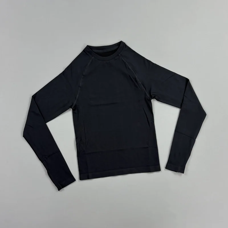 HISTELLO Defy Langarm-Workout-Top für Damen, Nahtloses Gym-Sportshirt mit Daumenlöchern, Slim Fit Sportshirt für Laufen, Yoga und Fitness – Detail 15