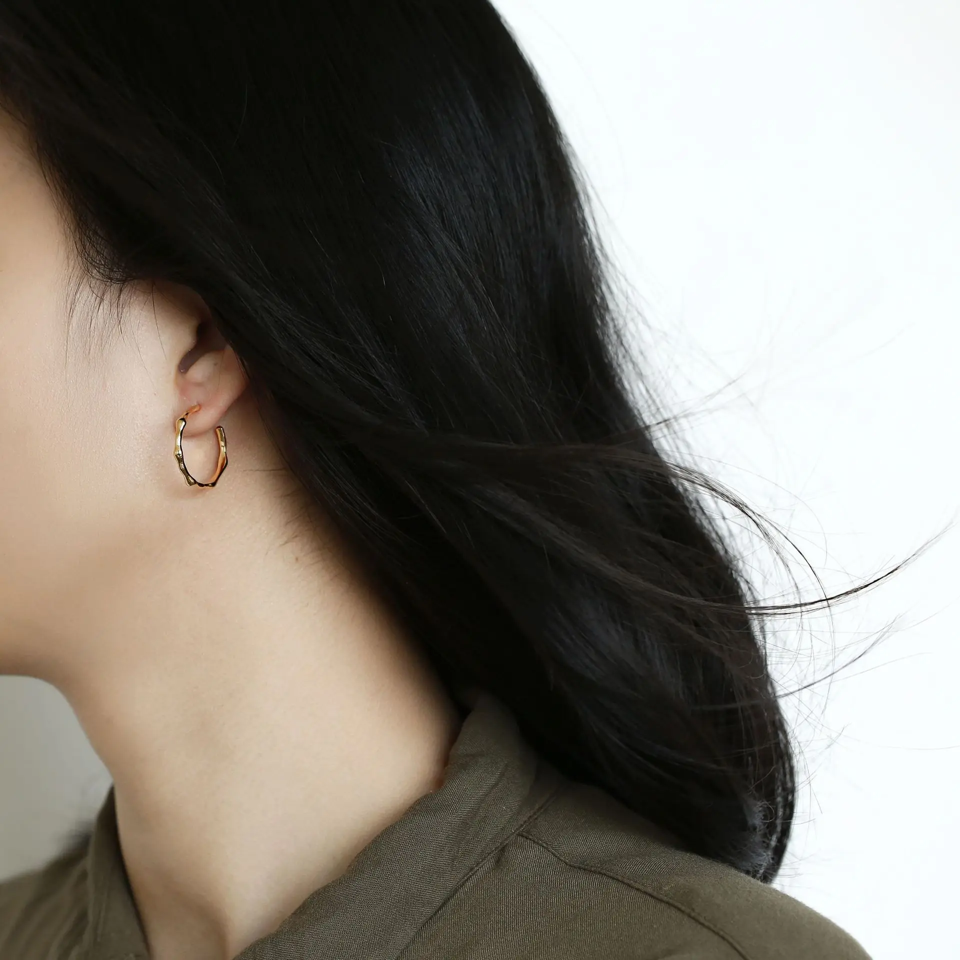 

WT-E749 Новое поступление, модные круглые серьги из 18-каратного золота с покрытием, простые серьги для женщин, повседневные украшения