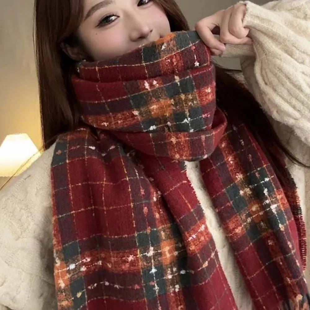 

Soft Soft Plaid Knitted Scarf Cold-proof Korean Style Long Tassel Neckscarf Classic Polyester Women Thickened Scarf New Year