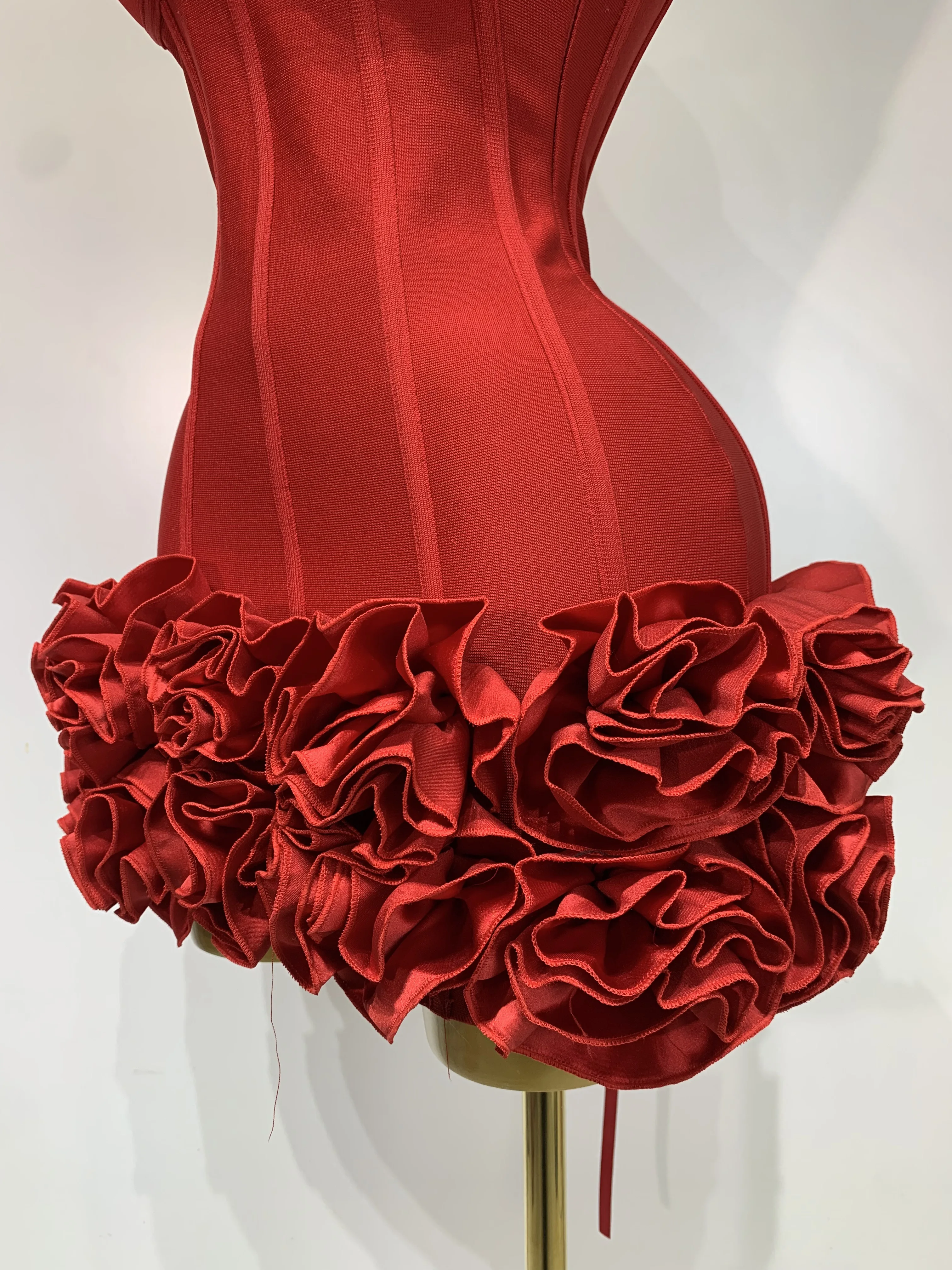 Women Sexy Strapless Backless Flower Embellished Mini Bandage Dress Bodycon Celebrity Party Cocktail Evening Party Club Dresses 184 Sd5d917d07a6845ae86cb528dabfcd3b3K