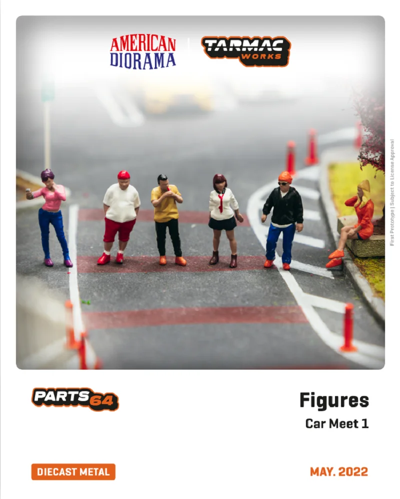 Tarmac Works 1:64 American Diorama Car Meet 1 Figure Series Beach Girl BTW Race Day 2 Racing Figure