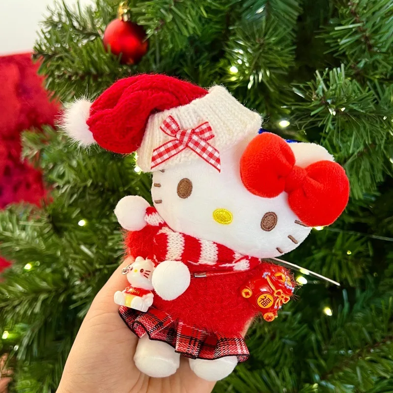 Il portachiavi in peluche HelloKitty del vestito di Capodanno è pieno di borse e ciondoli regalo di Capodanno