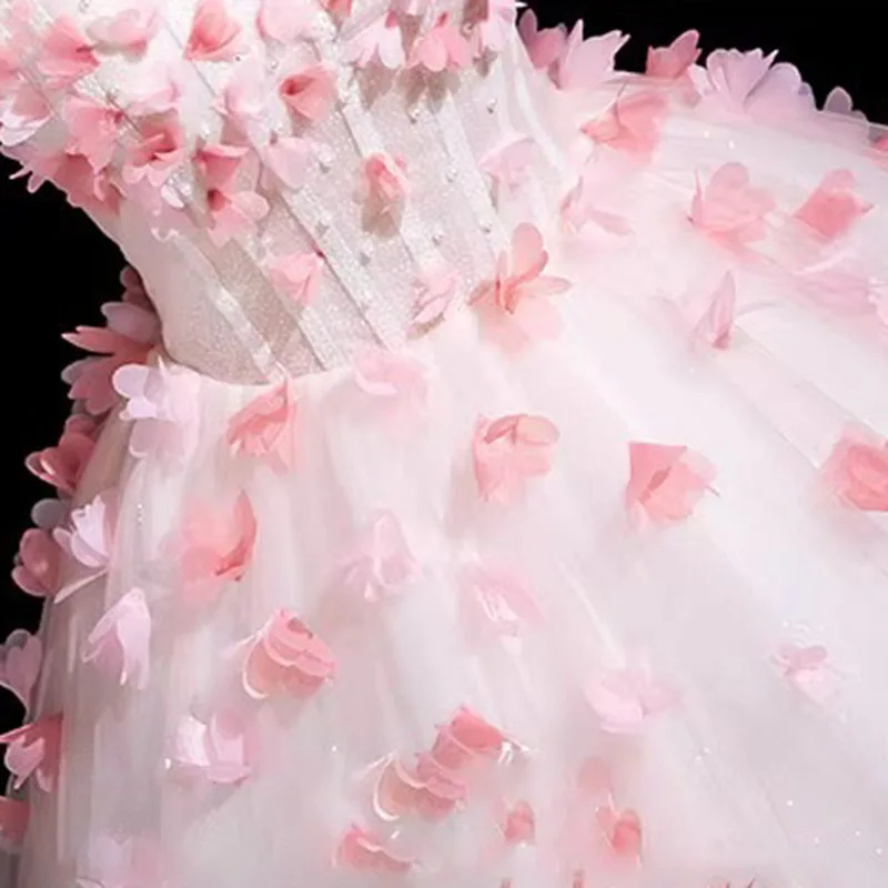 Luxuriöses und ätherisches rosa dreidimensionales Blütenblatt, elegantes Damen-Abendkleid, geschwollenes Prinzessinnenkleid, Vestido de Novia Cetim