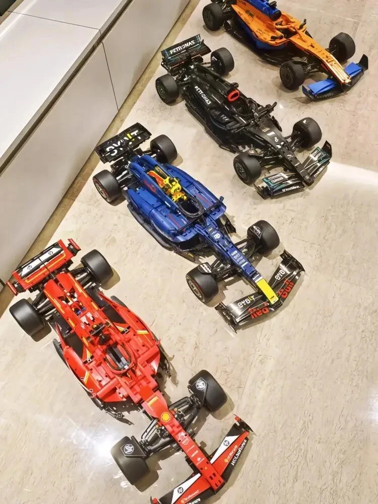 Nieuwe 2025 technische sport race stad Supercar 1:8 montage kinderbeeldje model kinderen Kerst jongen cadeau