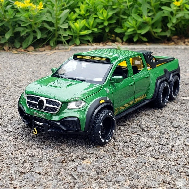 

1:28 X-Class 6X6 pickup Model Toy Car Metal Diecast Miniature Off-road Vehicles Sound Light Doors Opened Pull Back for Gifts