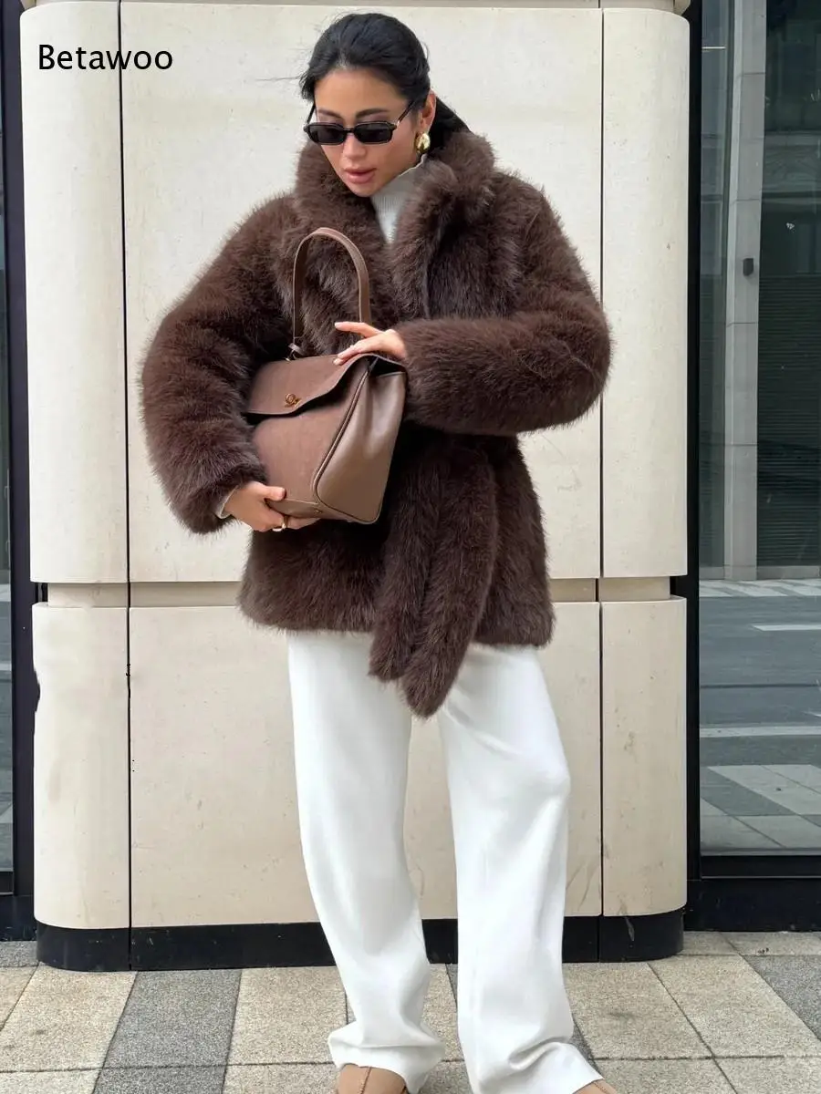 Wide Lapel Belted Faux Fur Coat Long Sleeve Fluffy Warm Winter Outerwear for Women Street Party Outfit