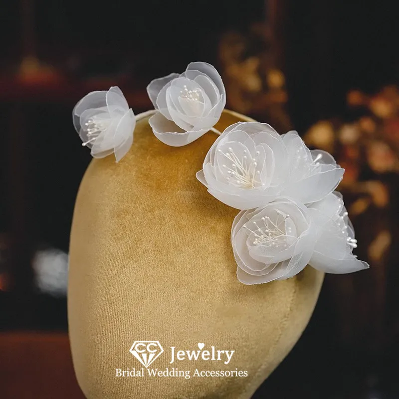 

CC Romantic Hairbands for Women Wedding Hairwear Bridal Headbands Engagement Jewelry Flower Shape White Color Headpiece AN411