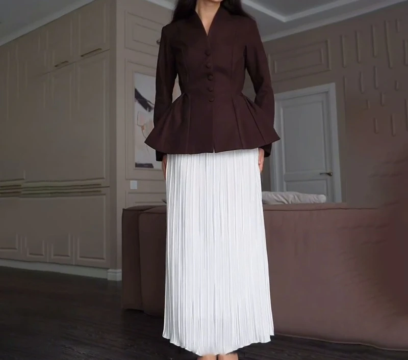

2025 Women's New Comfortable and Fashionable Commuting Style Slimming Suit Set Skirt