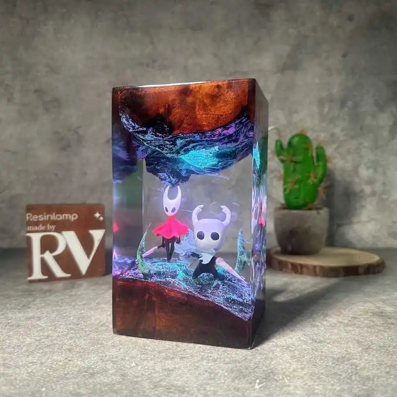 RV Resinlamp Handmade Hollow Knight And Hornet Greenpath Epoxy Resin Lamp Game Decor Desktop Night Light Gift For Gamer