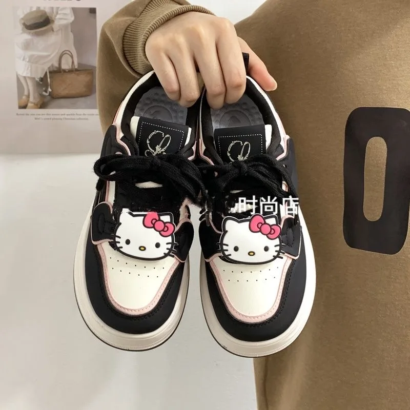 Sanrio Hello Kitty styl Preppy czerwone Kawaii buty dziewczęce wszechstronne, oddychające studenckie trampki na platformie 2024 wiosna jesień nowość