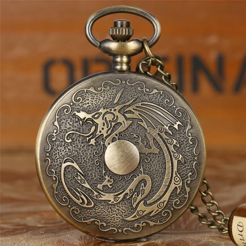 

Vintage Fashion Flying Dragon Play Ball Design Quartz Pocket Watch Retro Necklace Sweater Chain Pendant Gadget Antique Clock