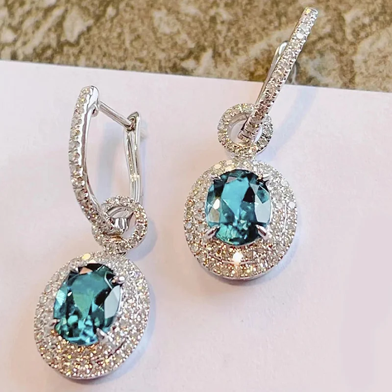 Huitan Trendy Süße Sky Blue Zirkonia Silber Farbe Frauen Baumeln Ohrringe Für Hochzeit Party Engagement Zubehör Schmuck