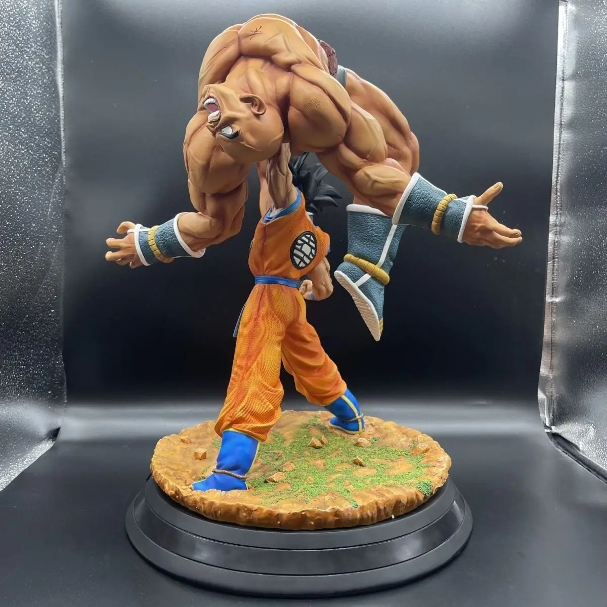 22ซม.Dragon Ball-GokuยกNappaฉากอะนิเมะรูปรูปปั้นคอลเลกชันเดสก์ท็อปตกแต่งเครื่องประดับของขวัญของเล่นสําหรับแฟนๆ