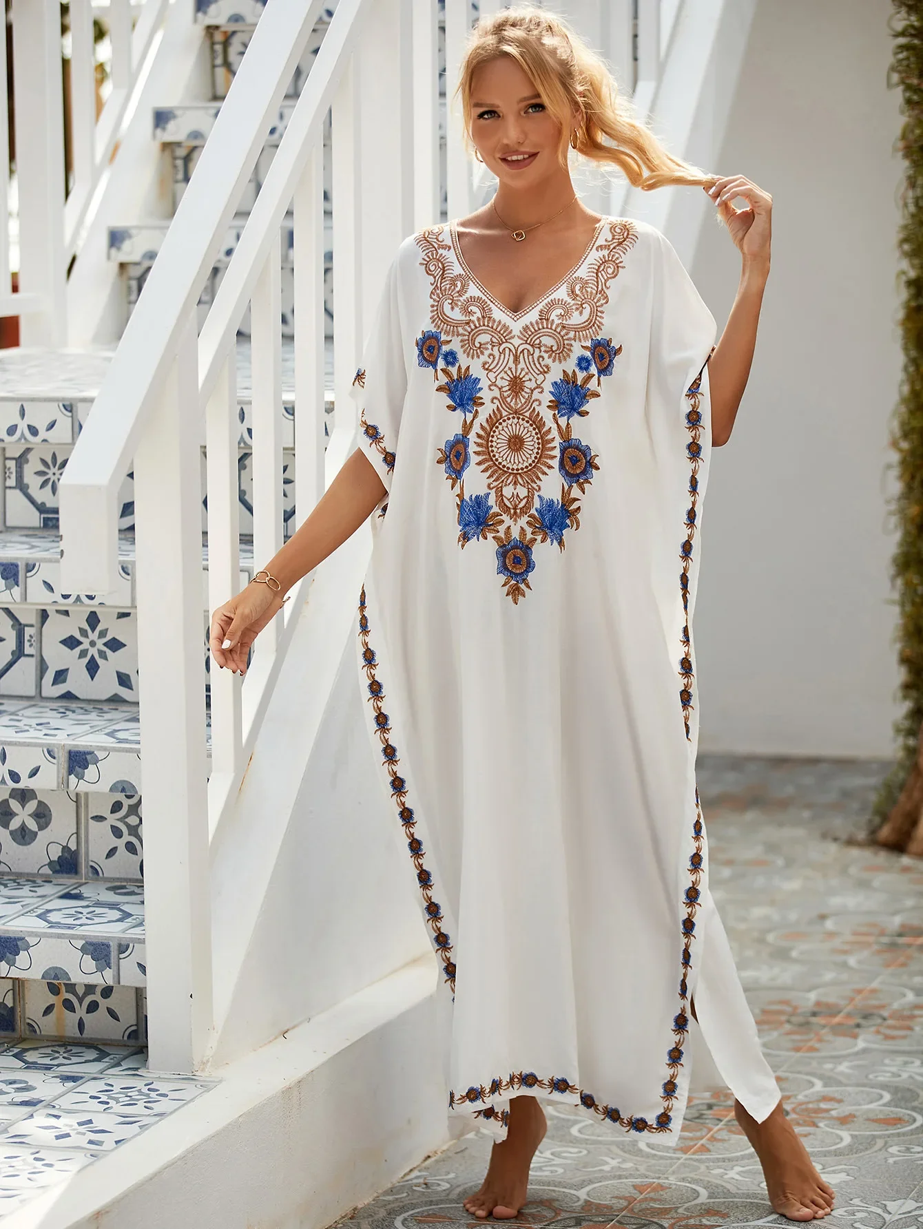 2024 Elegancka haftowana sukienka uliczna z krótkim rękawem Maxi Dress Long Kaftan Blue Tunic Women Beach Wear Swimsuit Cover Up