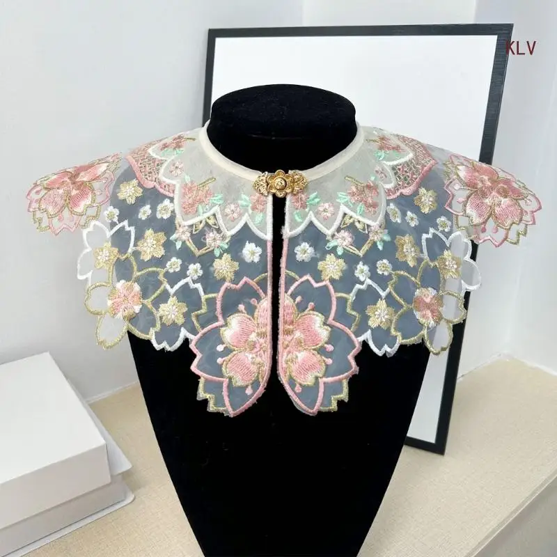 

Chinese Traditional Embroidered Decorative Collar Sewing Applique DIY Neckline with Floral Pattern for Photography