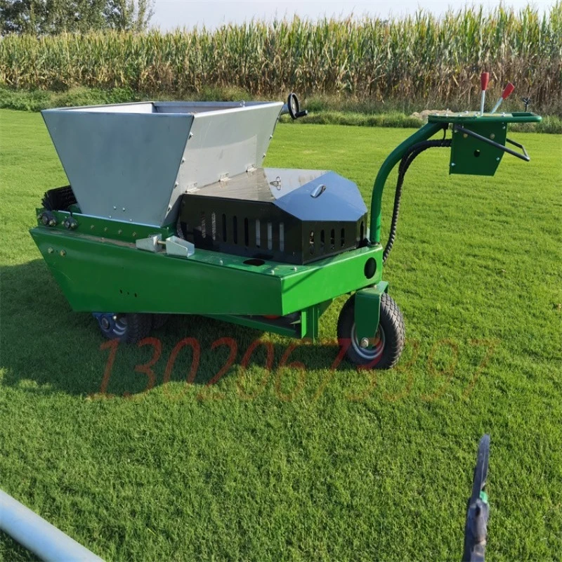 Self-propelled hand push sand machine, small green sand filling machine
