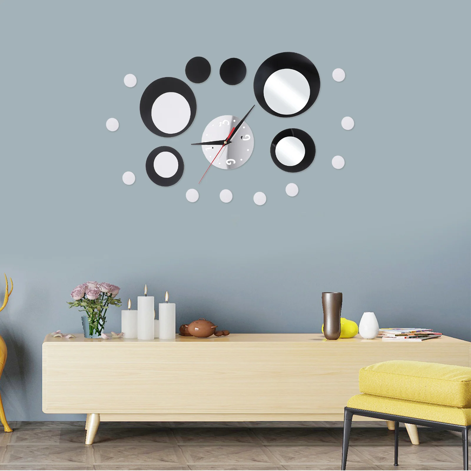 

Black Silver Circle 3D Crystal Mirror Wall Clock Acrylic Reflective Decal for Living Room Bedroom Kitchen Bathroom Office Home