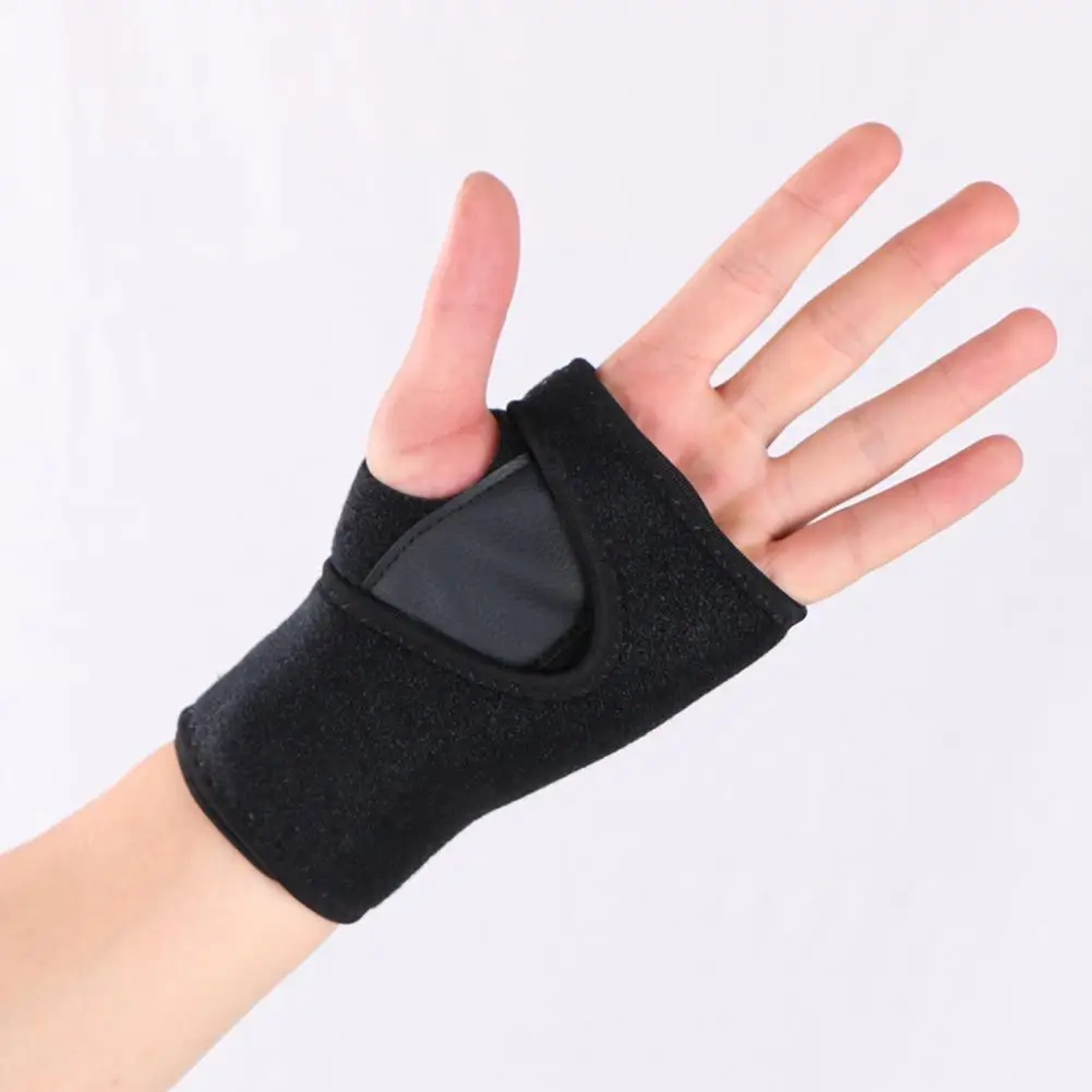 Wrist Brace for Support Soft Comfortable Wrist Brace Adjustable Wrist Brace for Carpal Tunnel Arthritis Pain Relief for Sports