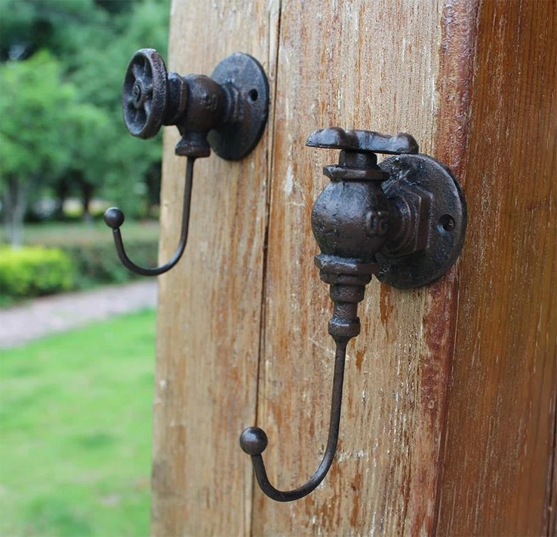1Pcs Retro European crown cast iron forged coat hook coat decoration wall decoration outdoor home metope decoration accessories