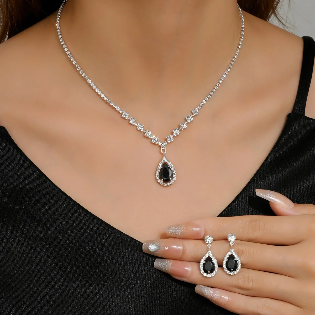 Thumbnail 3 - #37 Budget Earrings for Smart Shoppers