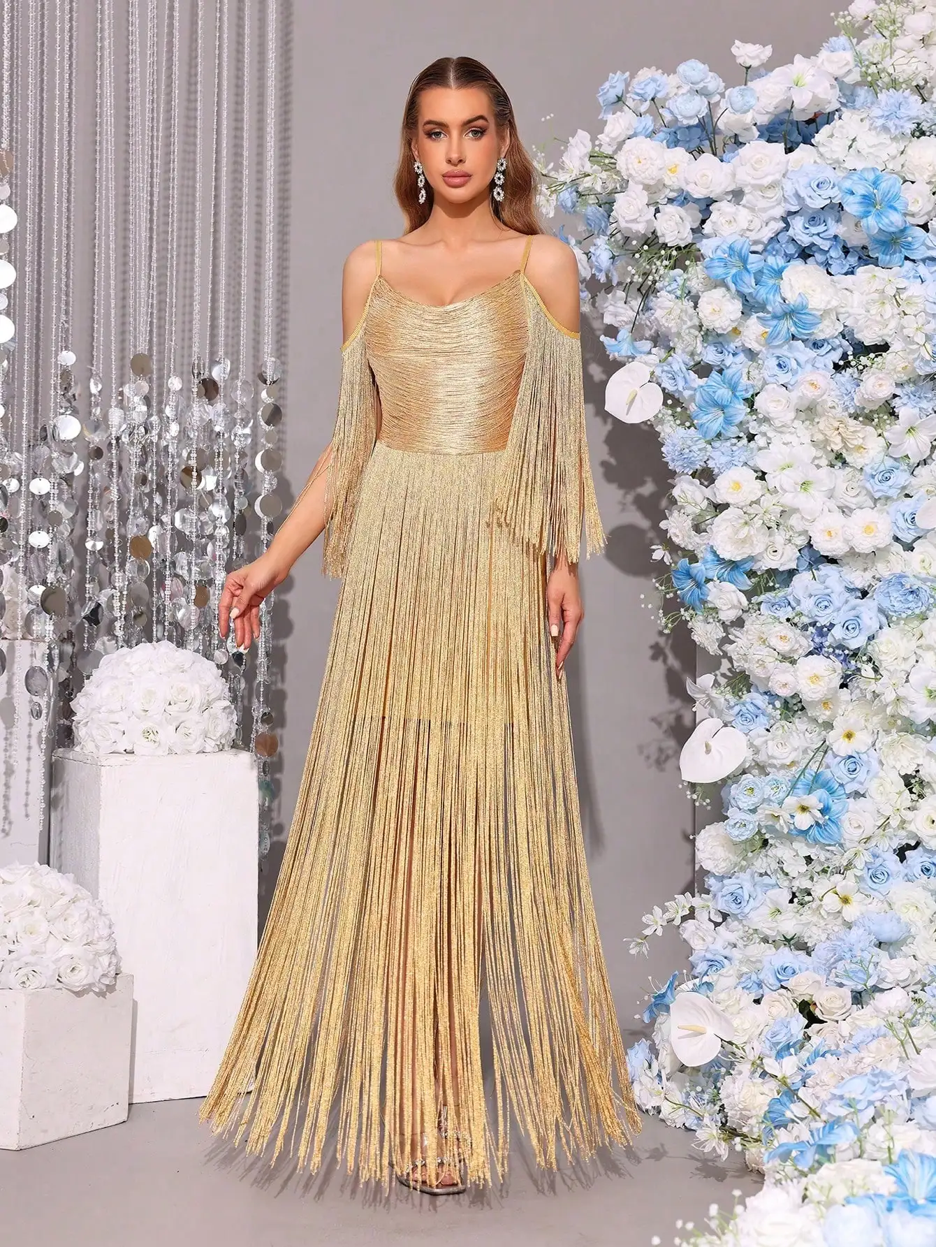 Retro Gold Tassel Maxi Dress Sexy Cold Shoulder Prom Gown Elegant Sparkling Evening Dress For Wedding Guests Birthday Party