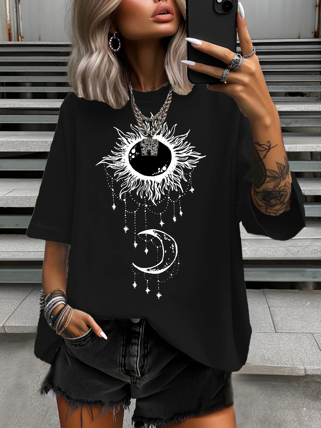 

Летняя женская футболка больших размеров, оригинальный дизайн, модные женские повседневные топы с круглым вырезом и короткими рукавами с принтом «Солнце и Луна»