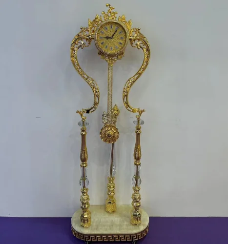 Luxury vintage floor set golden elegant grandpa watch with antique style crystal glass material