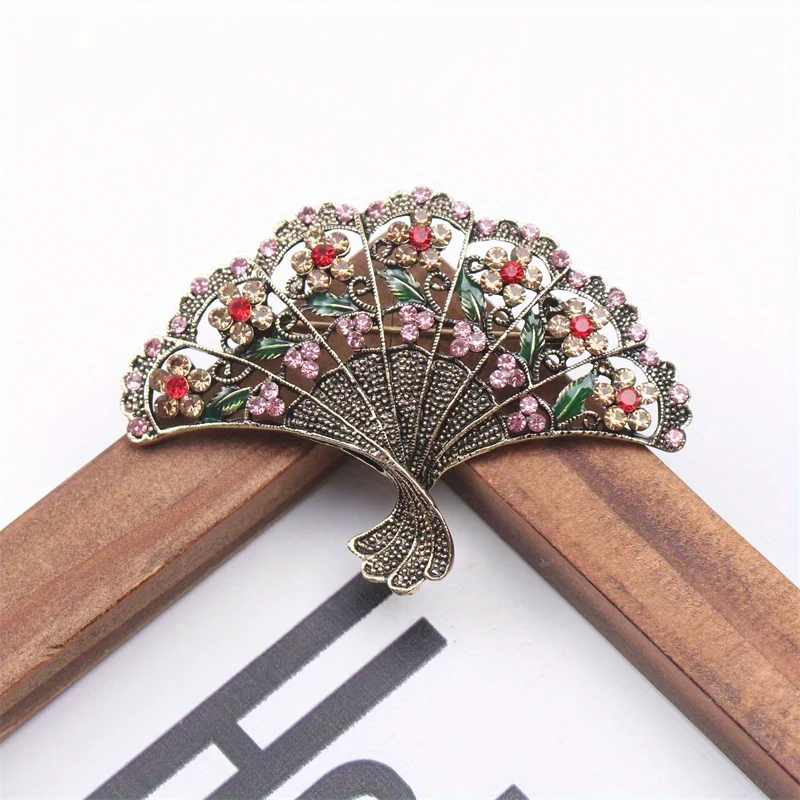 Vintage New Hollow Fan Brooch Women's Fashion Flower Cheongsam Pressure Flapers-proof Corsage Accessory Pin