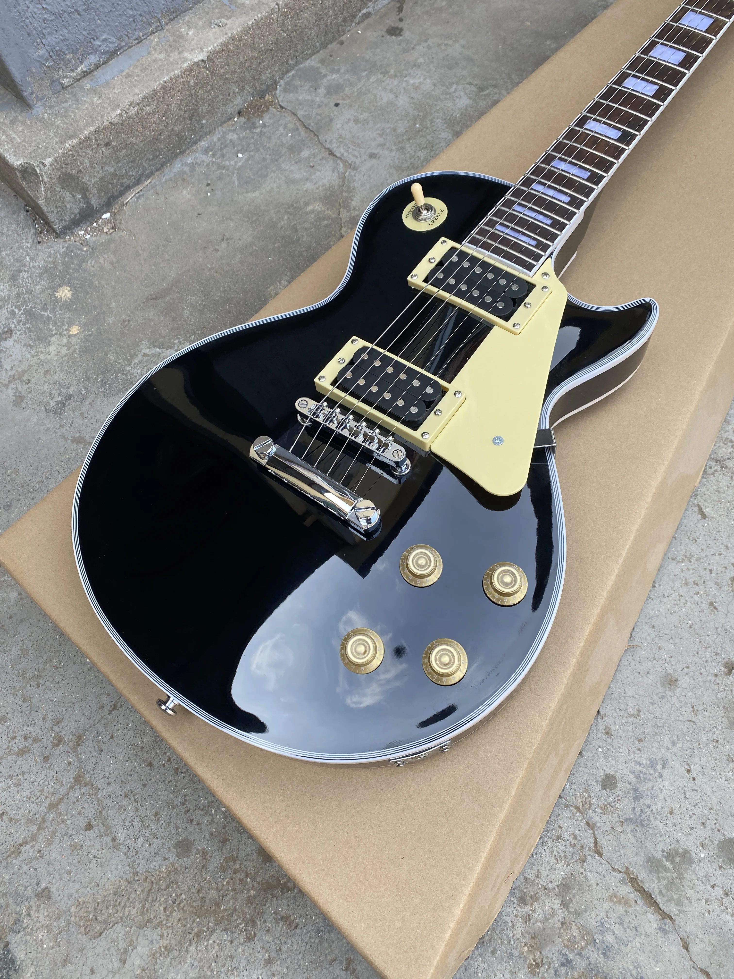 

Custom Black Electric Guitar LP Style Mahogany Body Chrome Hardware Made in China - Free Delivery