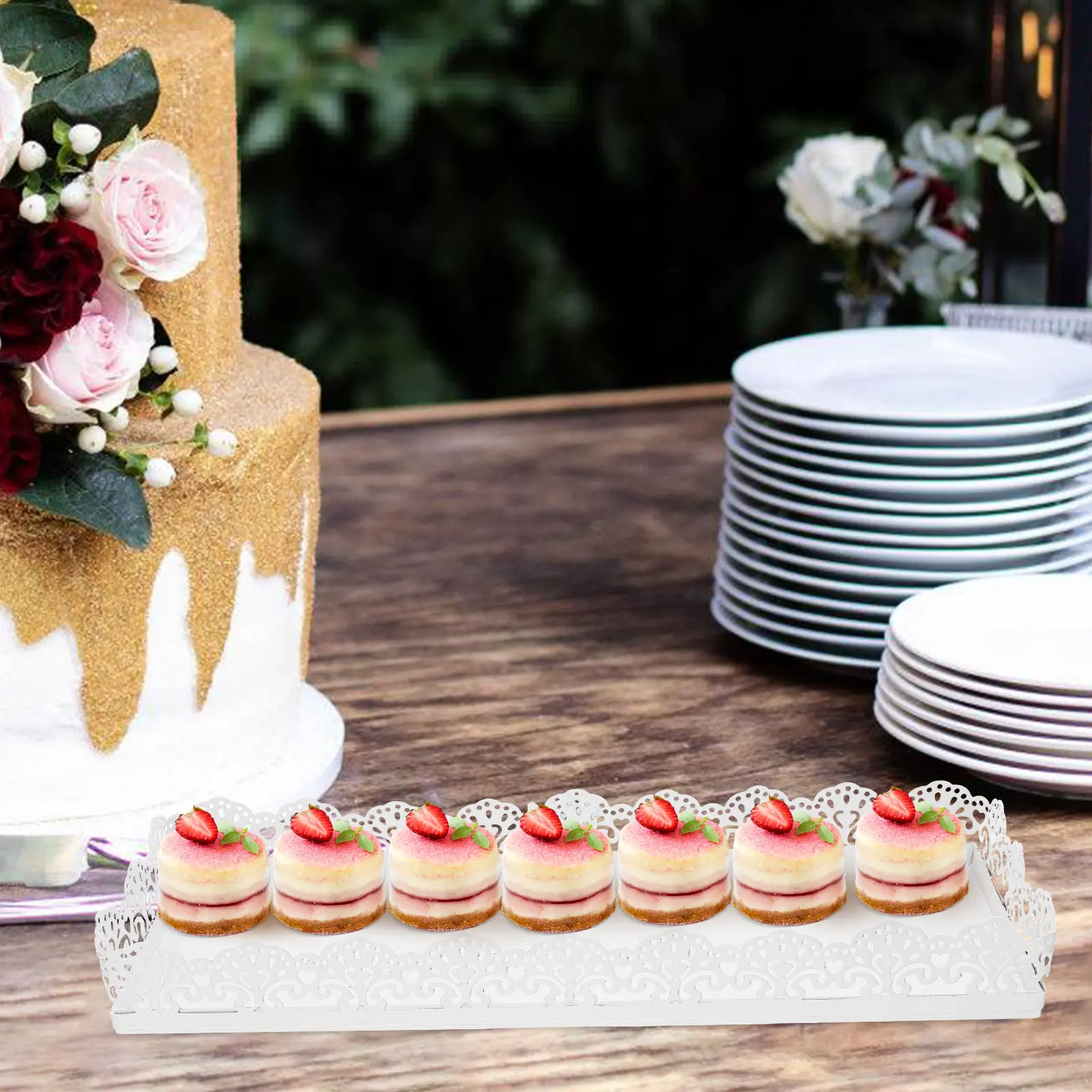 

Белый поднос для торта в скандинавском стиле, поднос для десертов для свадеб, вечеринок, кофеен, прочный, с гладкой поверхностью, сервировочный поднос для торта