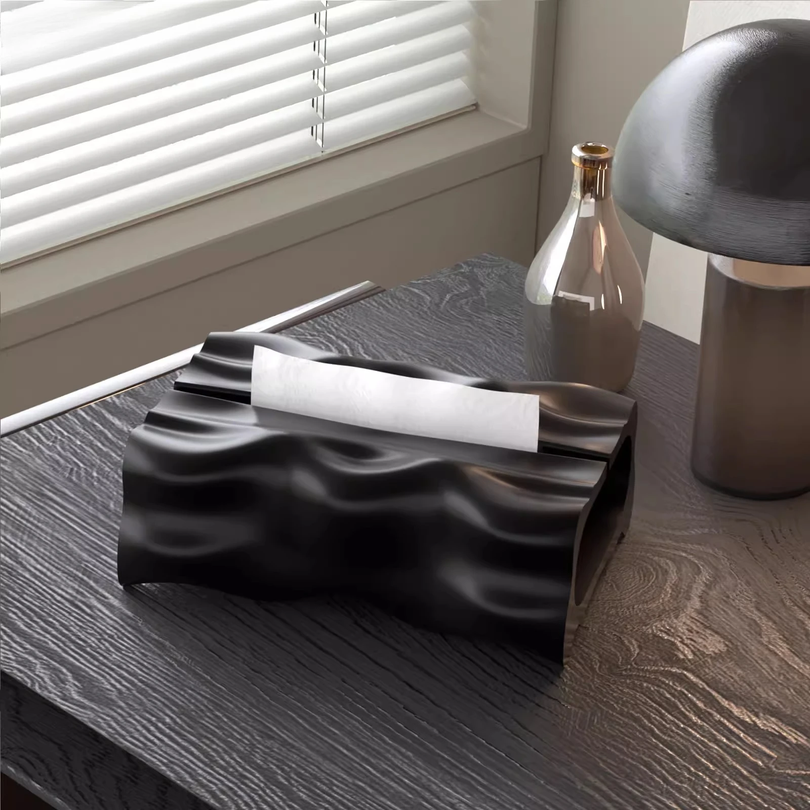 

Tissue box, desktop living room, high-end carton, home design sense, black paper box, paper box.