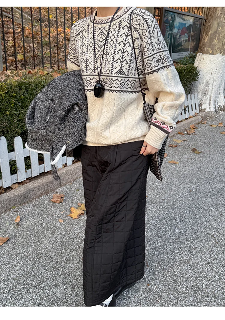 

Wool warm and elastic sweater for winter, neat and loose, slimming top