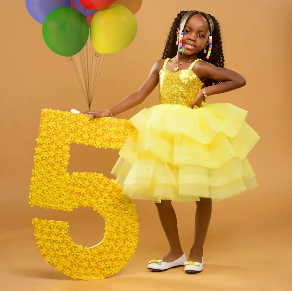 

Yellow Fluffy Flower Girl Dress For Wedding Pearls Ball Gown First Communion Dress Birthday Party Gowns