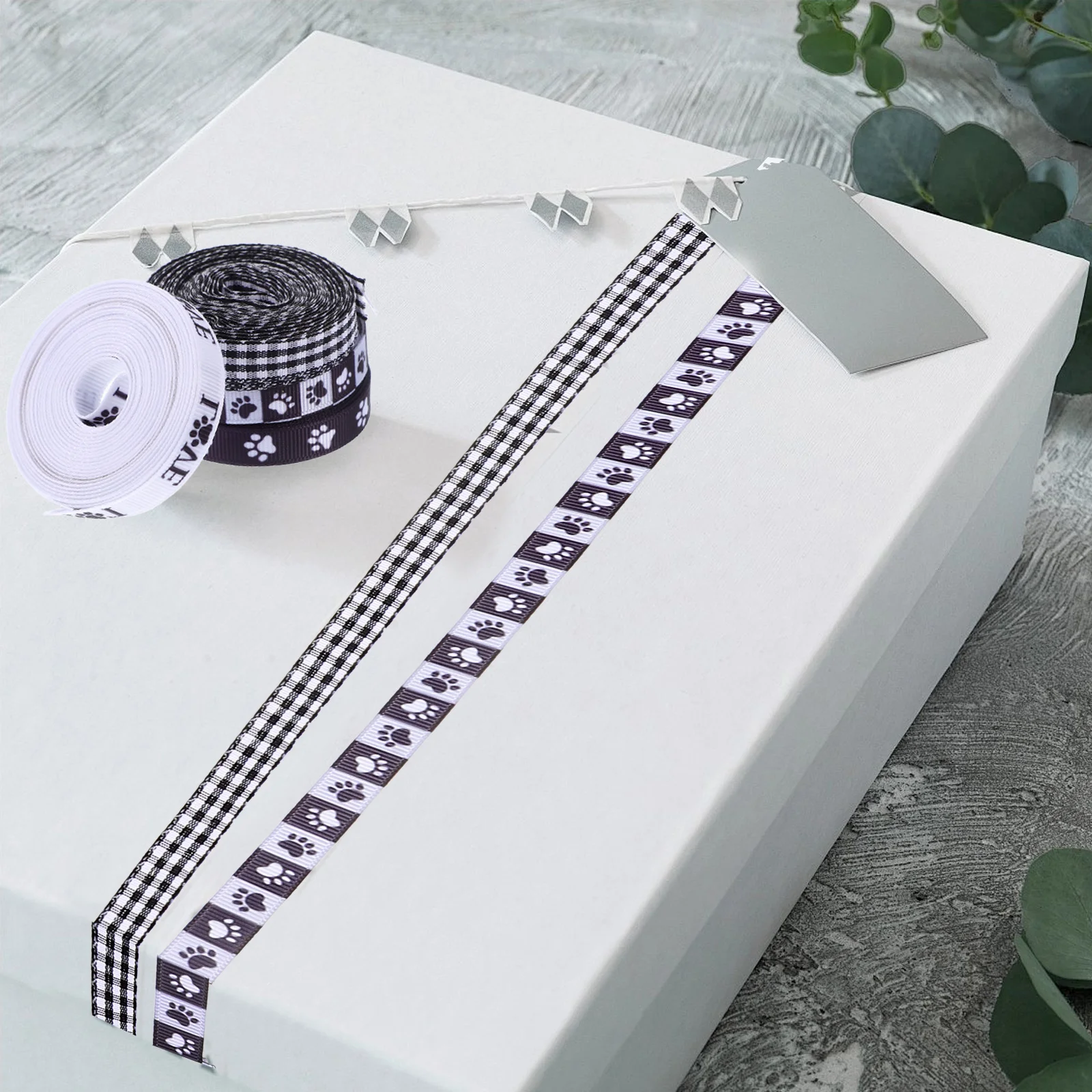 

4 Rolls Pet Claw Print Ribbon 10mm White Black Dog Lover Paw Ribbons Birthday Present Wrapping DIY Supplies