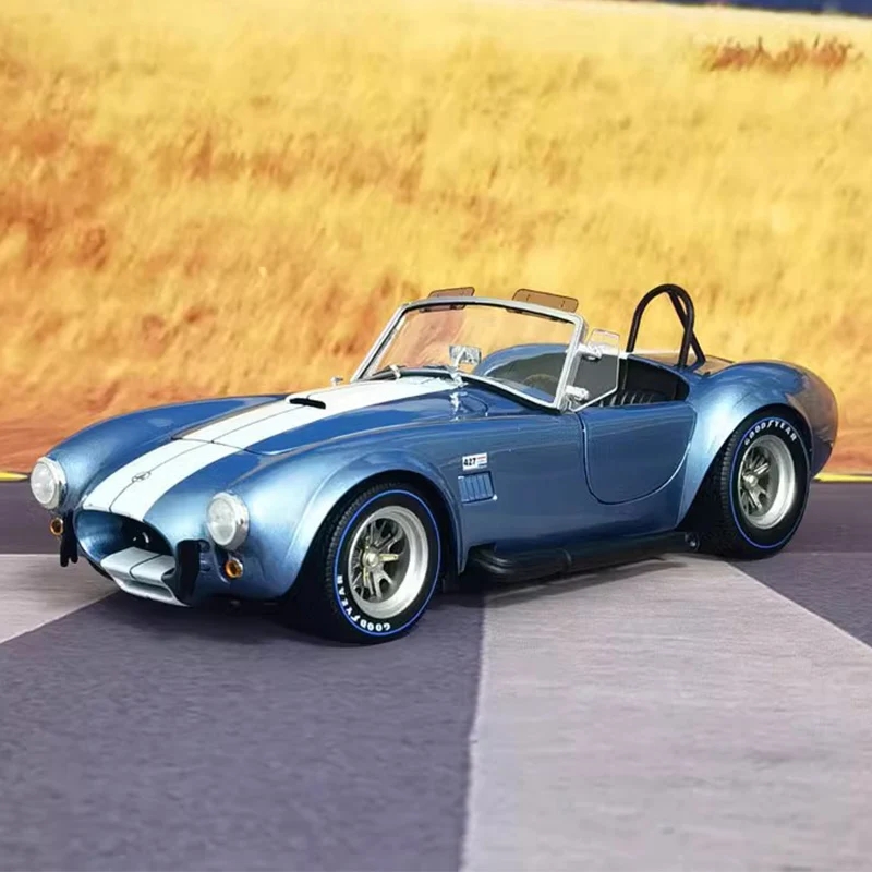 KYOSHO 1:18 Shelby Cobra 427 S/C alloy car model +small gift