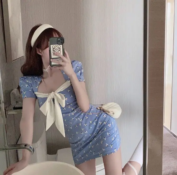 Vestido de manga abullonada para mujer con diseño de lazo nuevo estilo cuello cuadrado floral