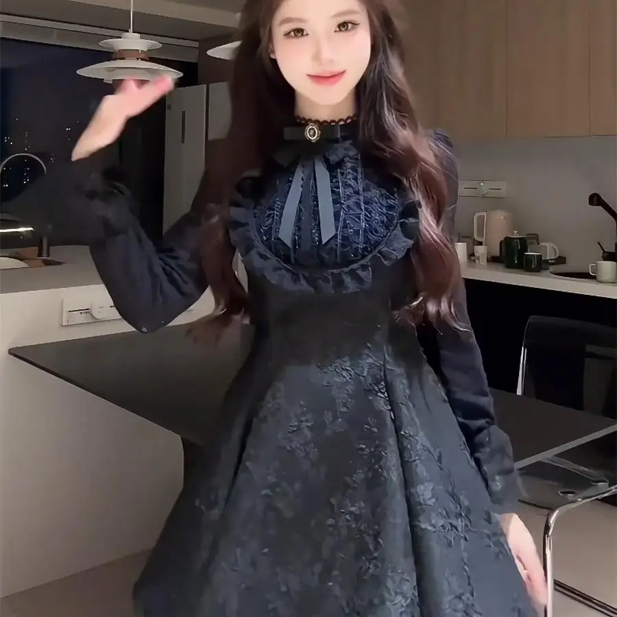 Princess Style Ribbon Tie Waist Long Sleeve Dress Women's Autumn Winter Design Sense Small Audience Fragrant Wind Dress