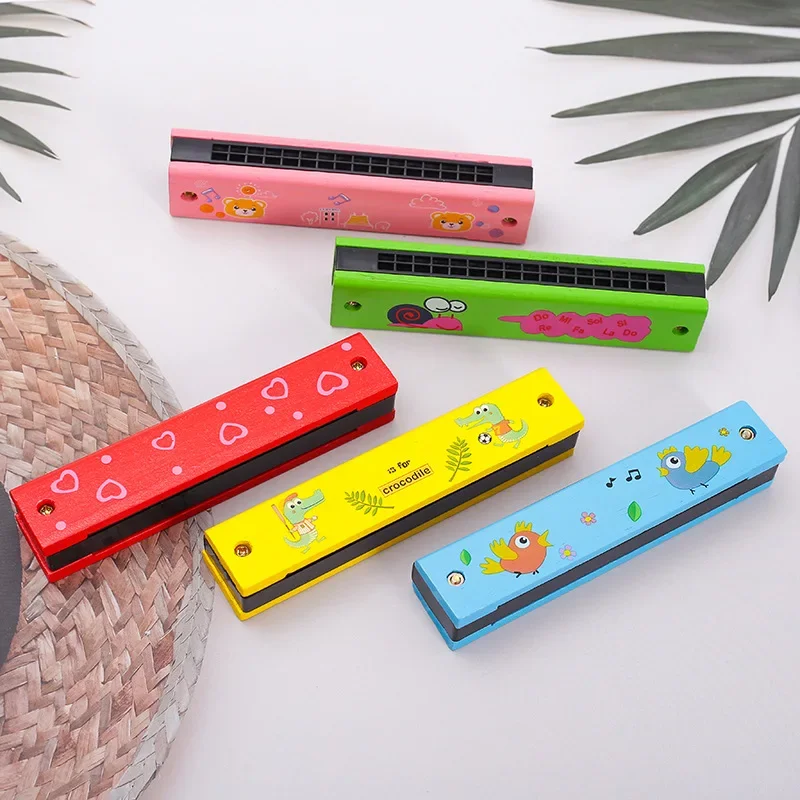 Wooden painted harmonica playable for parent-child new and unique educational toys cartoon 16 hole harmonica