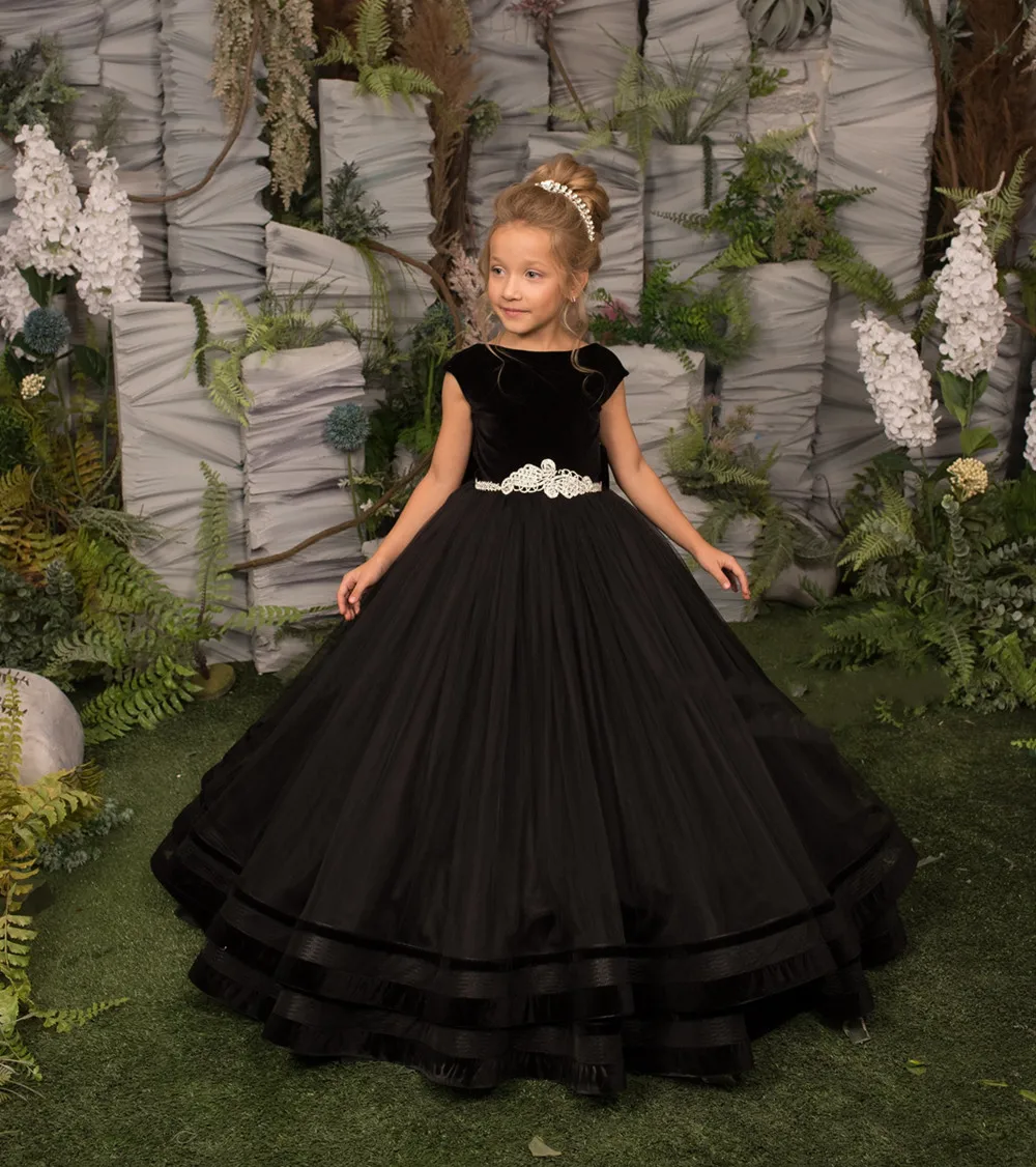 

Elegant Flower Girl Dresses O Neck Black Tulle Puffy Party Gown Kids First Communion Dress Prom Gowns Pageant Dress for Girls