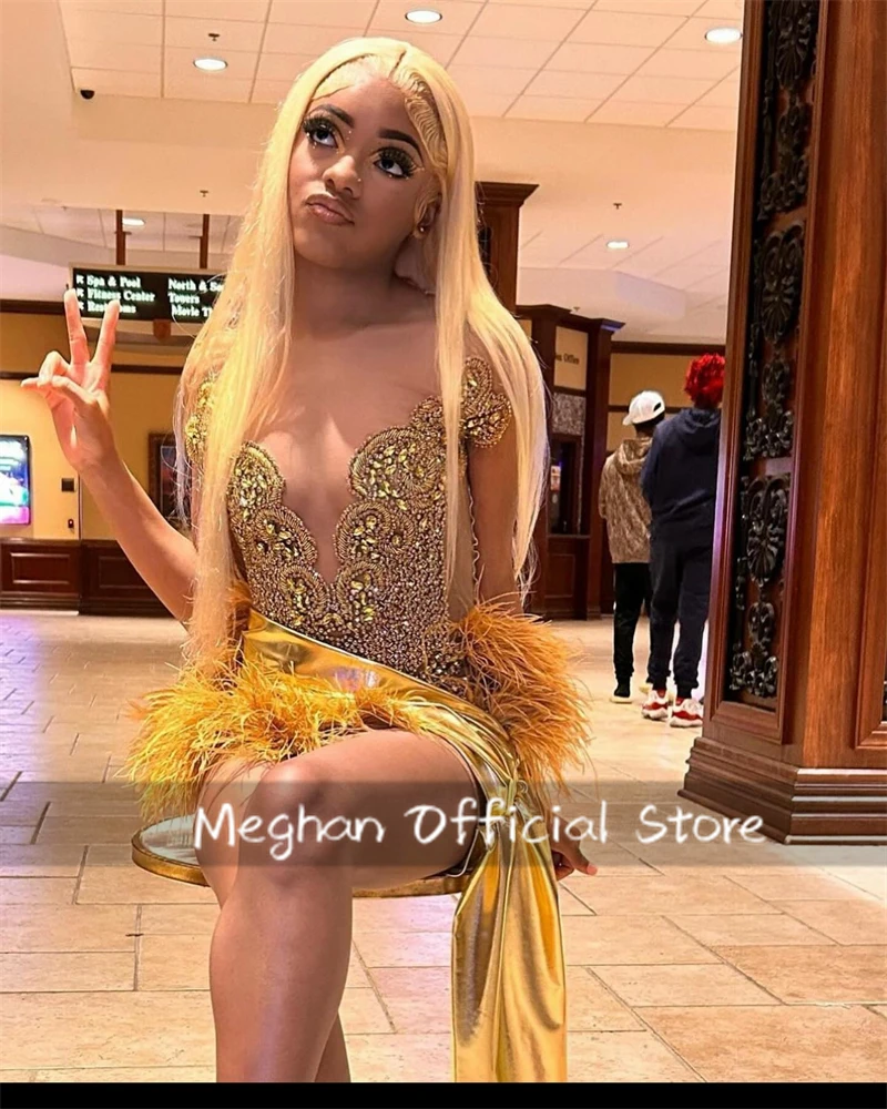 Gold O Neck Short Prom Dresses Bead Crystal 2024 Birthday Luxury Dress Feather Mini Cocktail Homecoming With Side Train