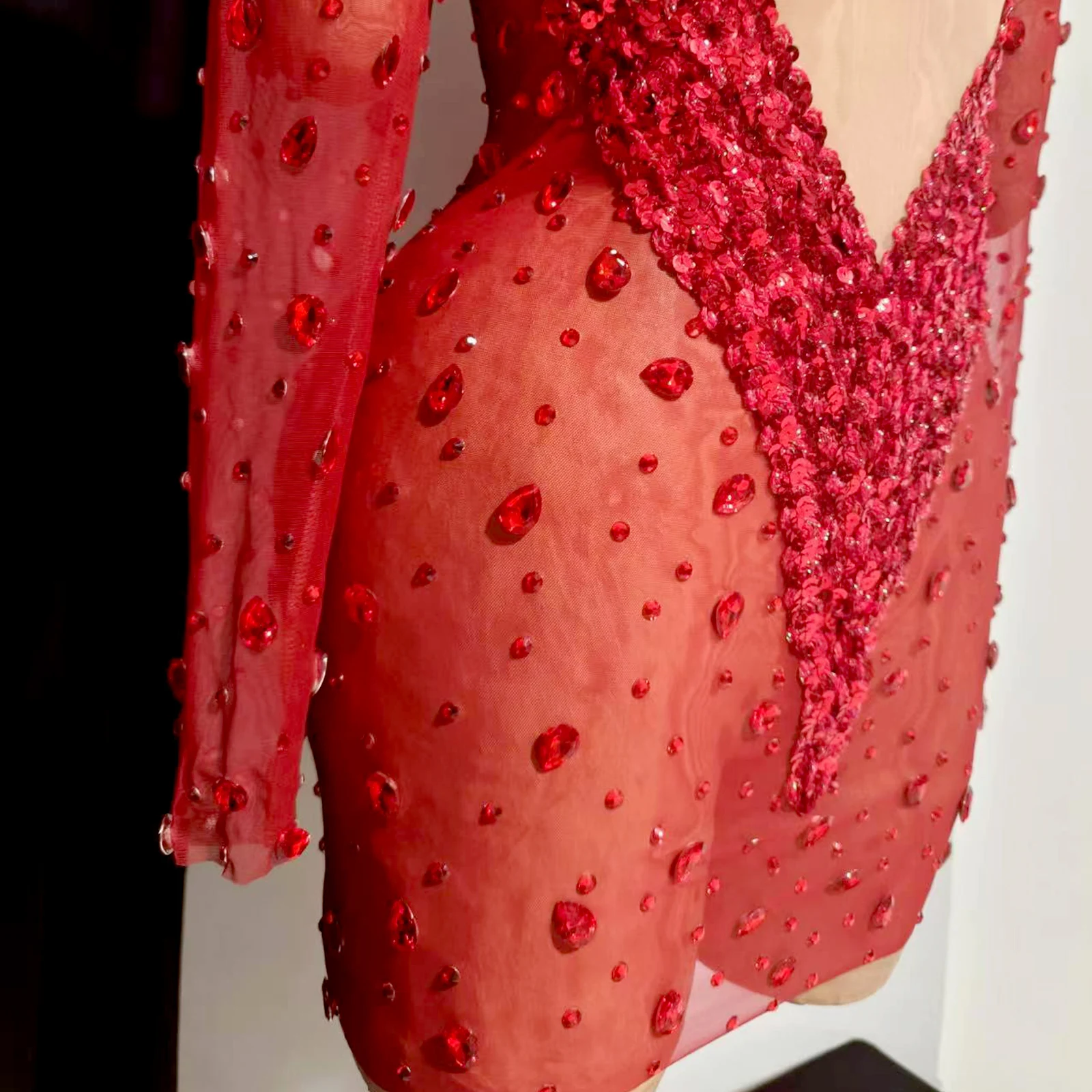 Cristales piedras lentejuelas falda malla estiramiento danza vestido de manga larga noche cumpleaños celebración escenario desgaste rendimiento Drag Queen