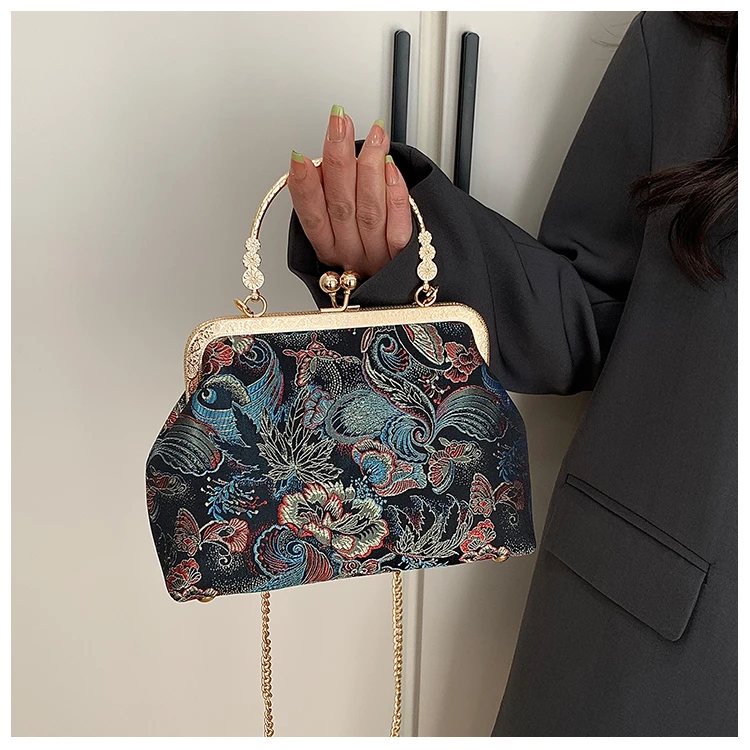 Silk Embroidery Crossbody Bag Patchwork National Style 2025 Hot Sale Bags for Women Hasp Simple Fashion Women's Handbags
